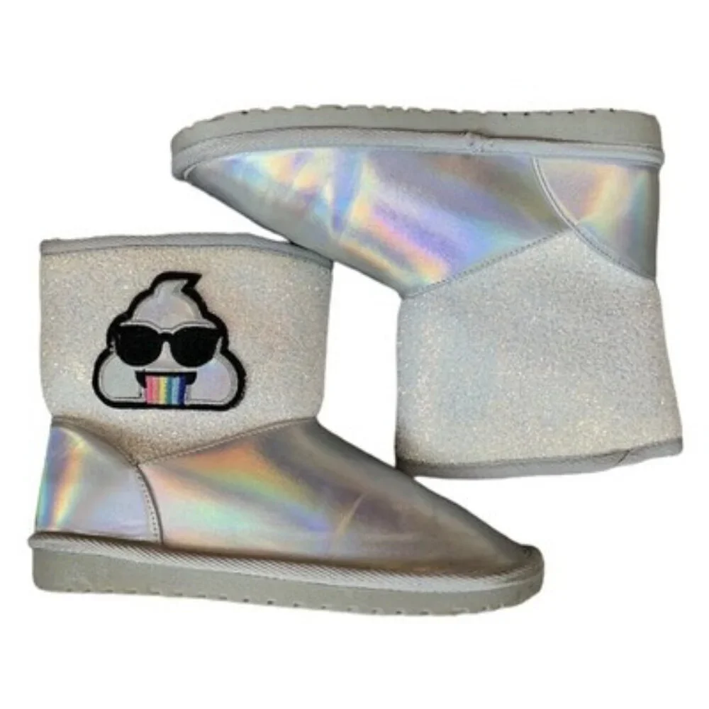 The Childrens Place Sz 5 Y Chalet Boots Faux Fur Lined Silver Holographic Emoji